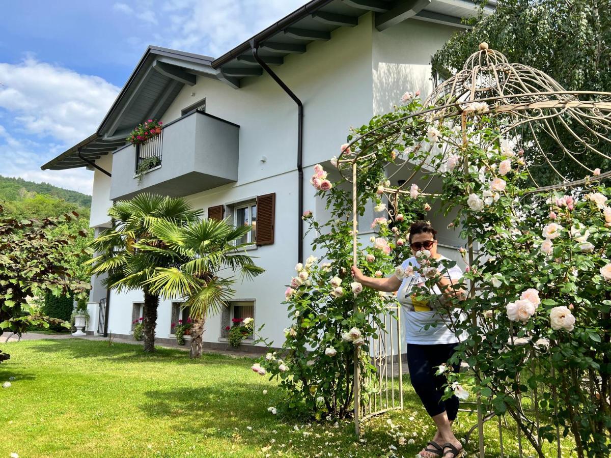 La Finestra Sul Giardino - B&B Cavedine Экстерьер фото