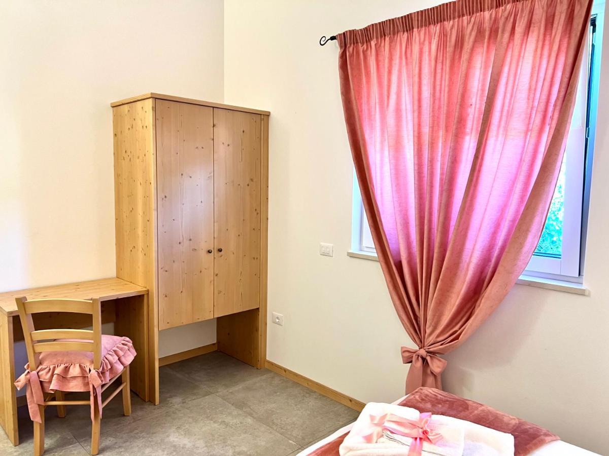 La Finestra Sul Giardino - B&B Cavedine Экстерьер фото
