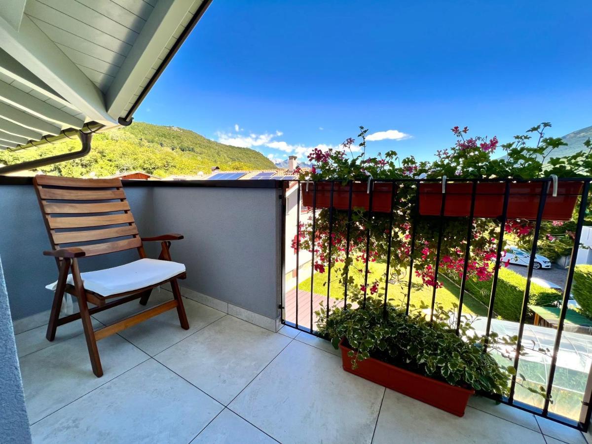 La Finestra Sul Giardino - B&B Cavedine Экстерьер фото